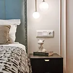Apartman Eldana First Line With Shared Pool
