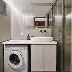 Eldana First Line With Shared Pool Apartman *