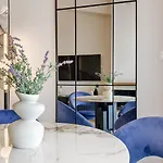 Apartman Eldana First Line With Shared Pool *