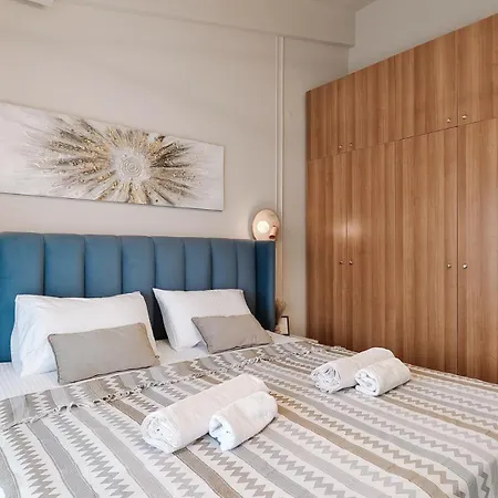 Apartman Eldana First Line With Shared Pool Jerakiní