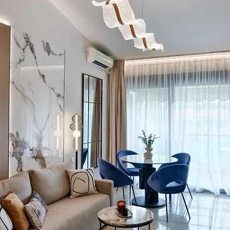 Eldana First Line With Shared Pool Apartman