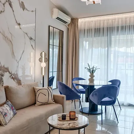 Eldana First Line With Shared Pool Apartment Gerakini