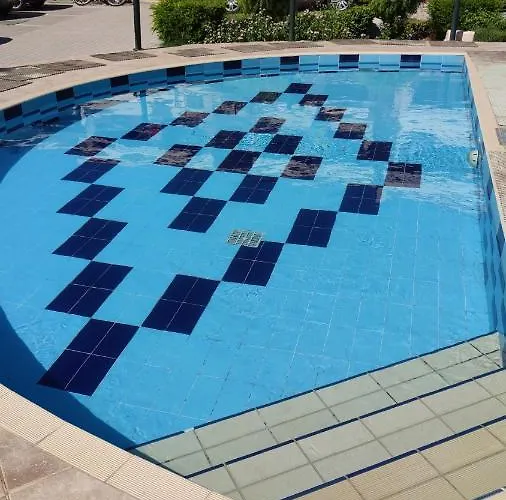 公寓 Eldana First Line With Shared Pool 基拉奇尼